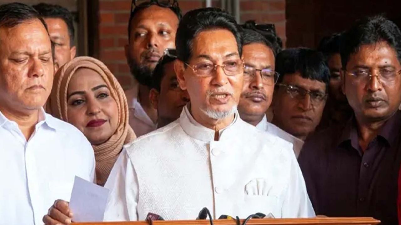 আগামীতে সংবিধান সংস্কারের সময় বিসমিল্লাহির রাহমানির রাহিম ফিরিয়ে আনা হবে: চিফ হুইপ