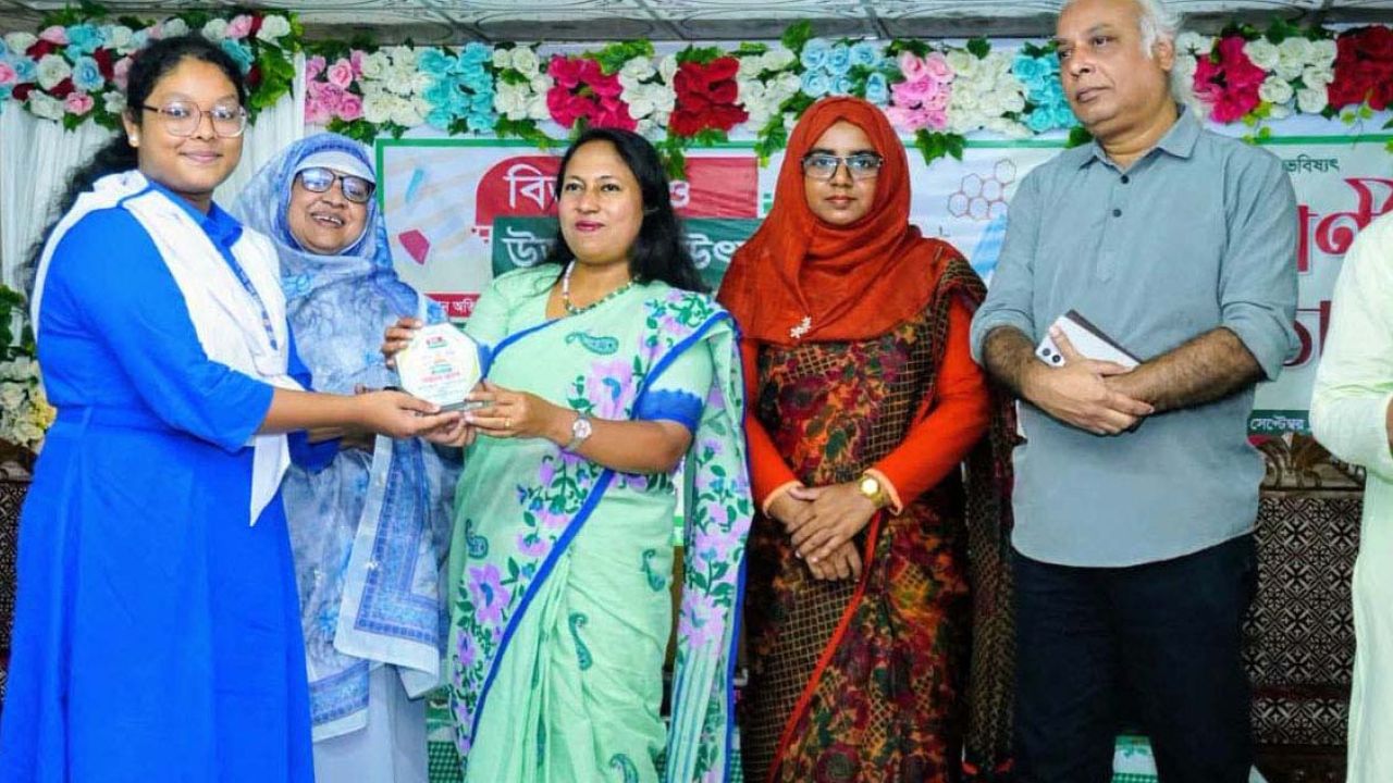 শেরপুরে বিজ্ঞান ও উদ্ভাবনী উৎসবের সমাপনী অনুষ্ঠিত