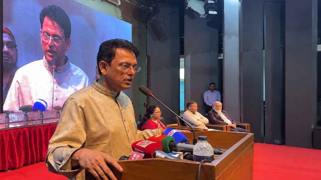 জানুয়ারিতে এসএসসি ও ফেব্রুয়ারিতে এইচএসসির পরিকল্পনা হচ্ছে: মন্ত্রী