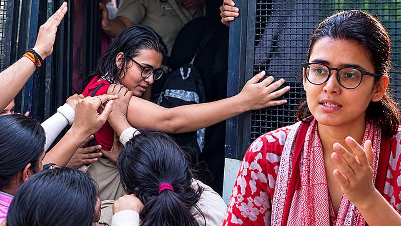 বাংলাদেশকে দেখে ভারতজুড়ে শুরু হয়েছে জেন-জি আন্দোলন: নেহা বোরা