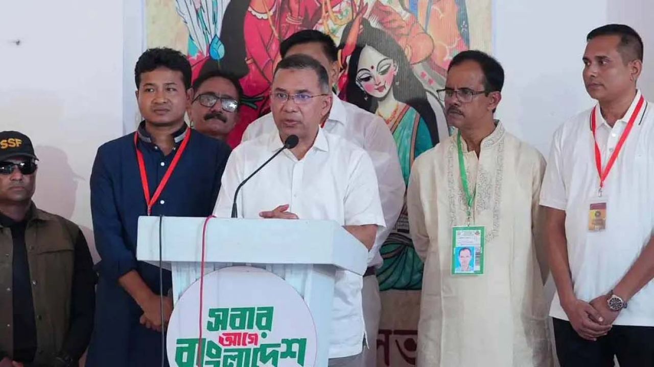 ছাত্র-জনতার গণঅভ্যুত্থানকে কেউ বিতর্কিত করবেন না : প্রধানমন্ত্রী