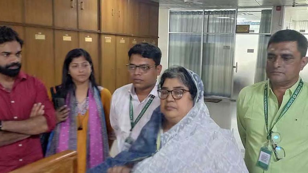 মিষ্টির আসনে এমপি হচ্ছেন এলিজা জামান